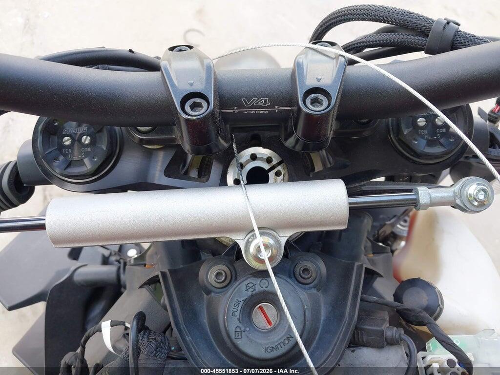ZDMFAKNW7NB007916 2022 DUCATI STREETFIGHTER photo no. 7