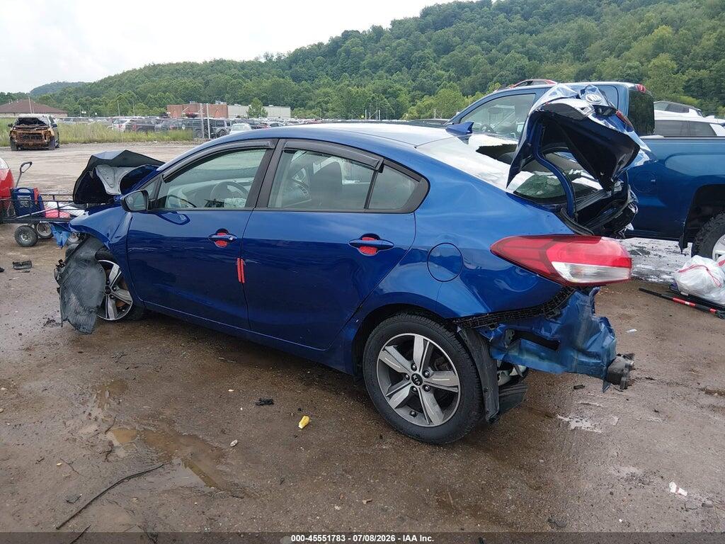3KPFL4A79JE274861 2018 KIA FORTE photo no. 3