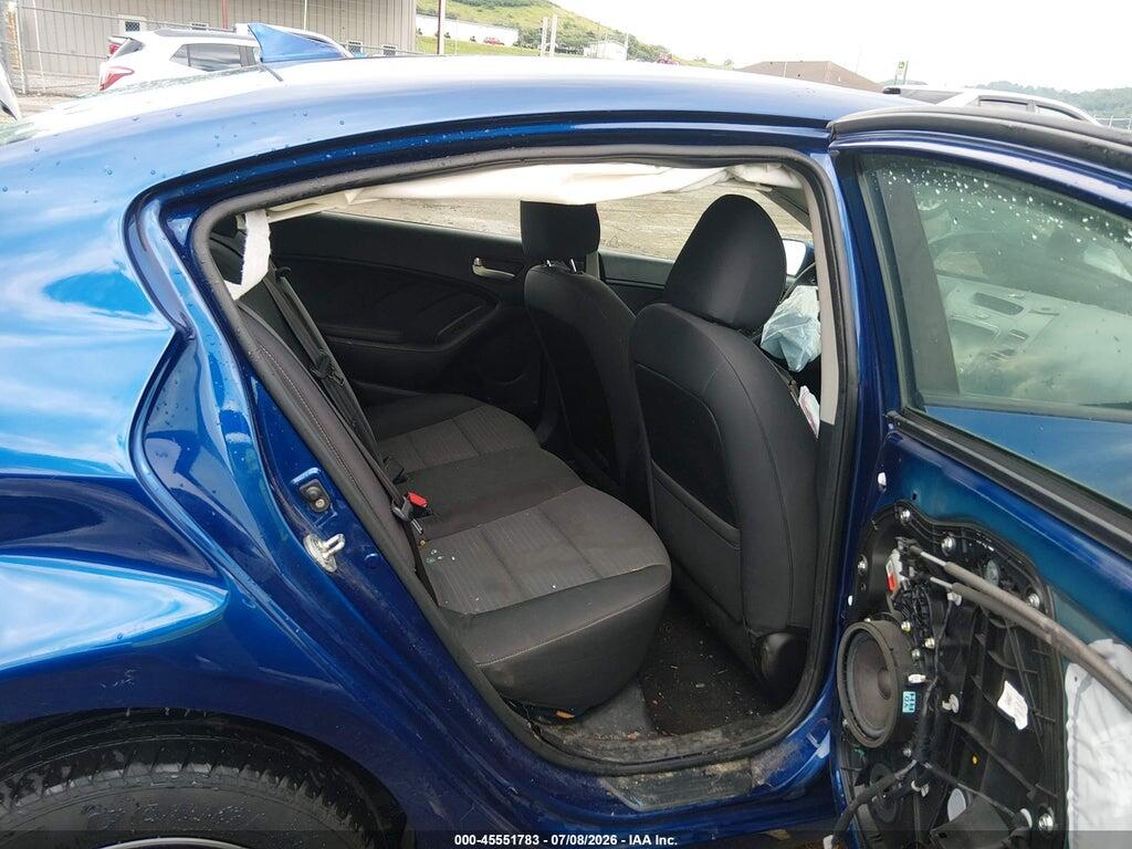 3KPFL4A79JE274861 2018 KIA FORTE photo no. 8