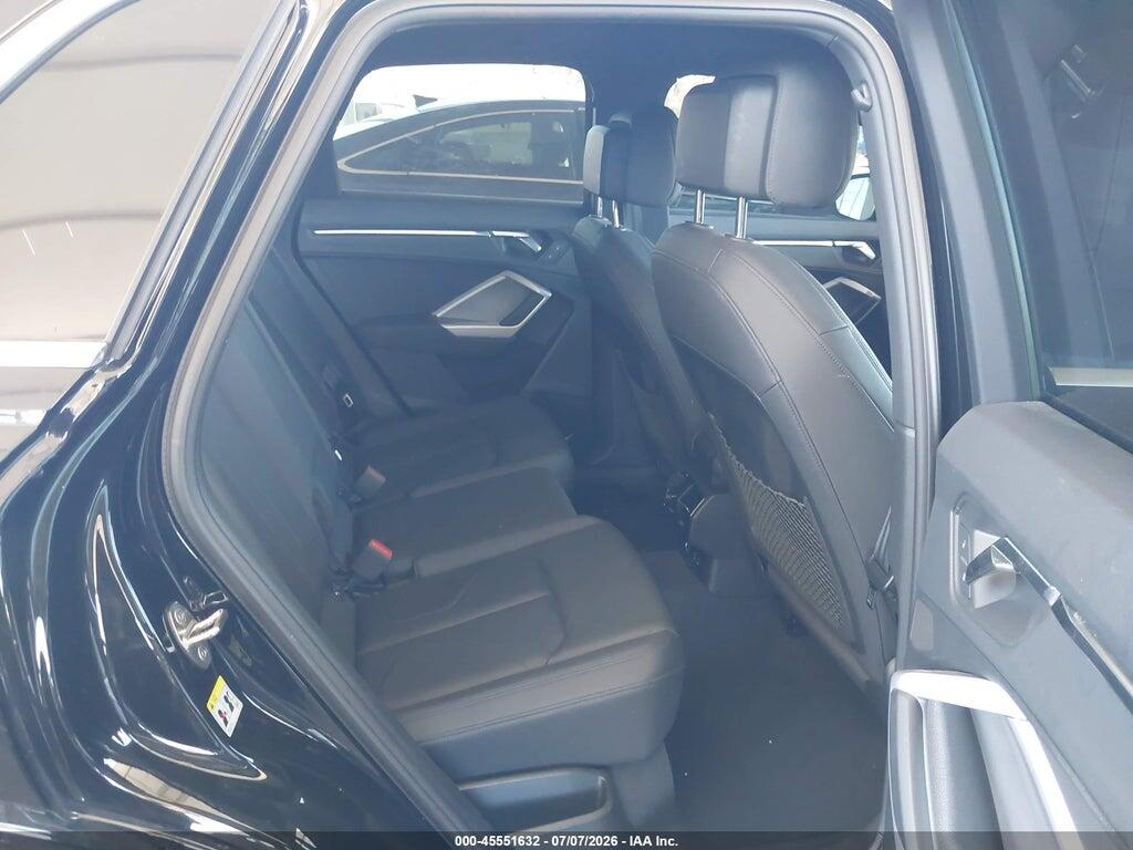 WA1DECF32R1115397 2024 AUDI Q3 photo no. 8