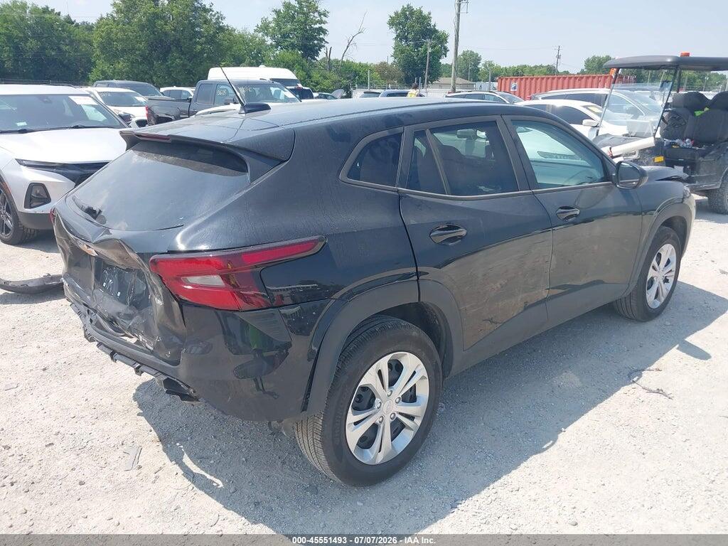 KL77LFEP5TC052884 2026 CHEVROLET TRAX photo no. 4