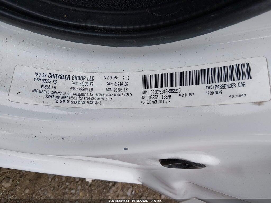 1C3BC7EG1BN582215 2011 CHRYSLER 200 photo no. 9