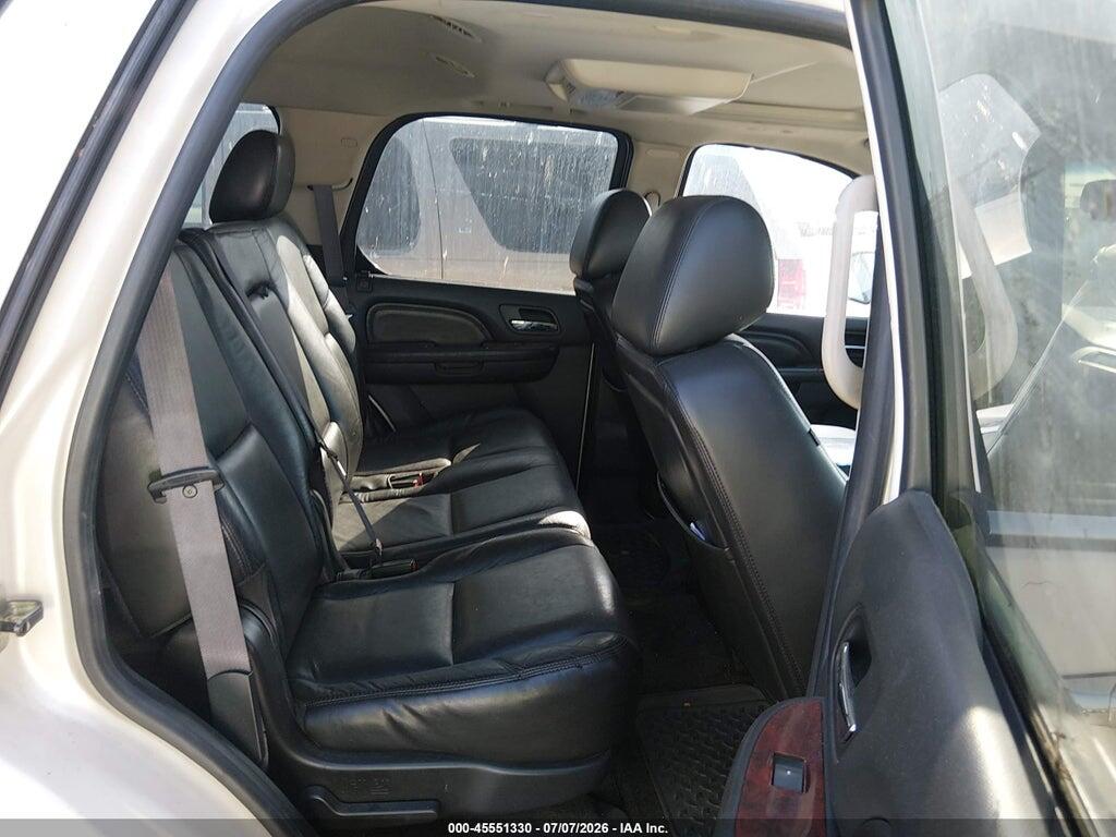 1GYS4CEF8BR213363 2011 CADILLAC ESCALADE photo no. 8