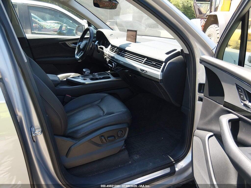 WA1LAAF70HD047239 2017 AUDI Q7 photo no. 5