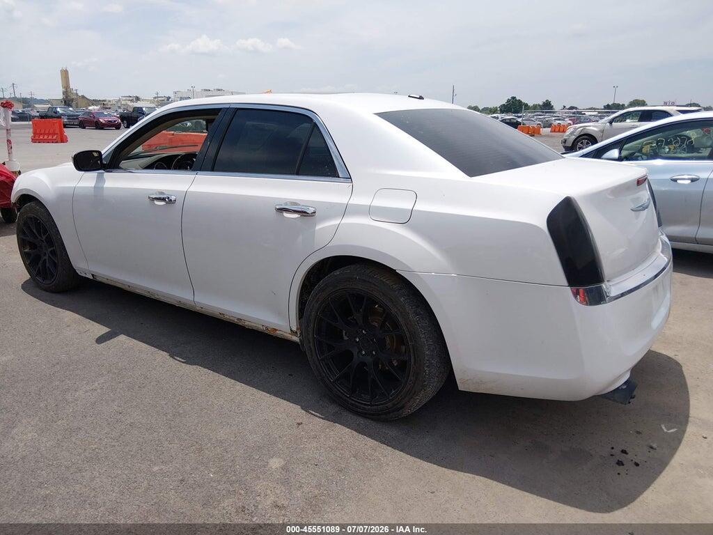 2C3CA6CT8BH528326 2011 CHRYSLER 300C photo no. 3