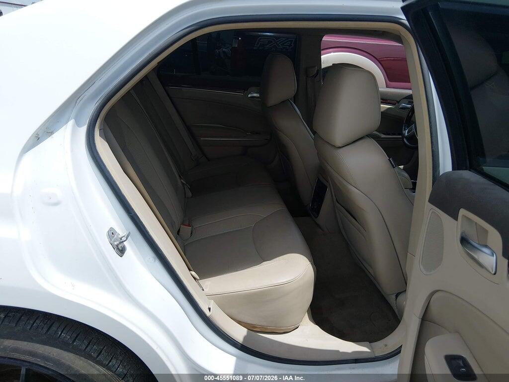 2C3CA6CT8BH528326 2011 CHRYSLER 300C photo no. 8