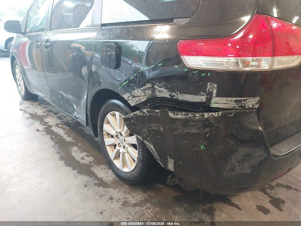 5TDDK3DC3DS066692 2013 TOYOTA SIENNA photo no. 6