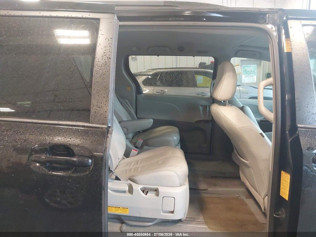 5TDDK3DC3DS066692 2013 TOYOTA SIENNA photo no. 8