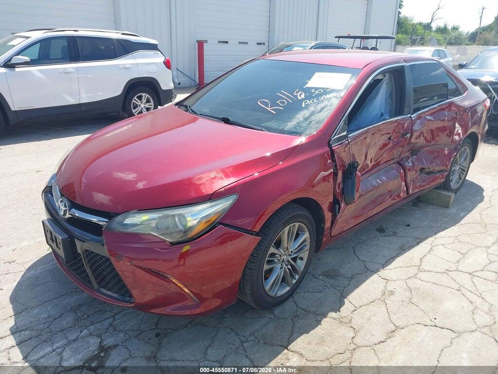 4T1BF1FK6GU605726 2016 TOYOTA CAMRY photo no. 2