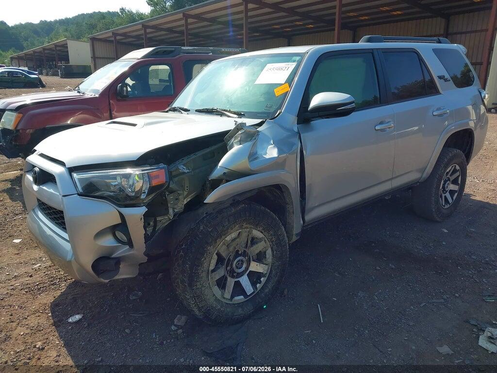 JTEBU5JR2K5698863 2019 TOYOTA 4RUNNER photo no. 2