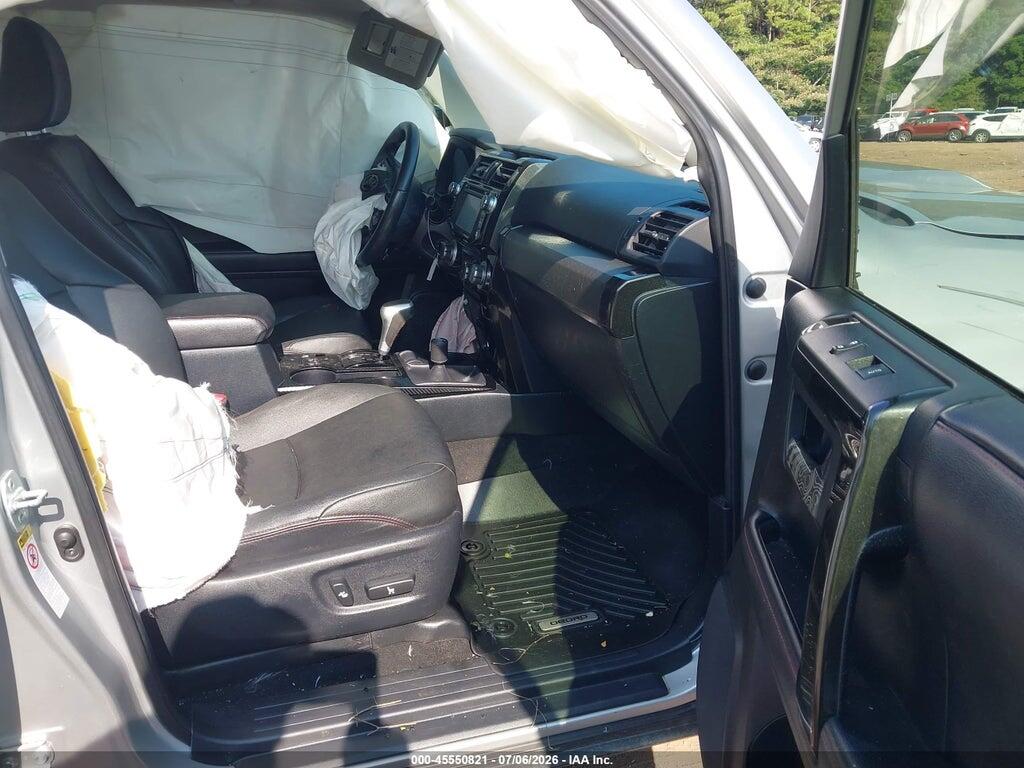 JTEBU5JR2K5698863 2019 TOYOTA 4RUNNER photo no. 5