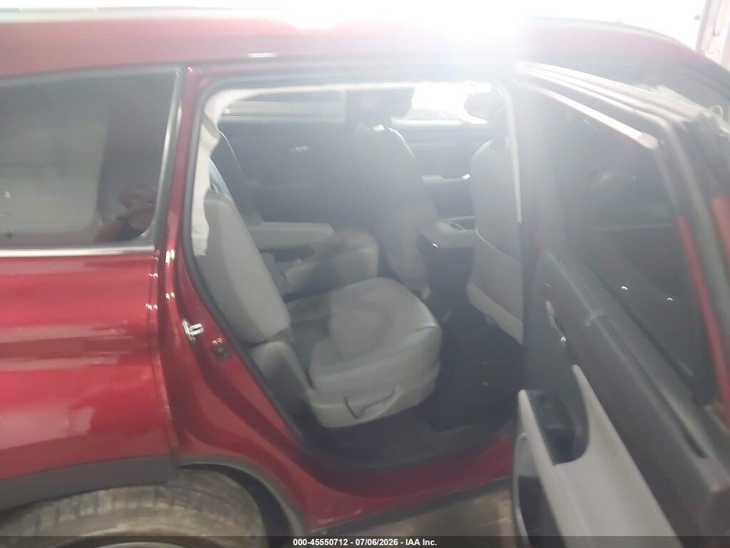 5TDXBRCH5NS551673 2022 TOYOTA HIGHLANDER photo no. 8