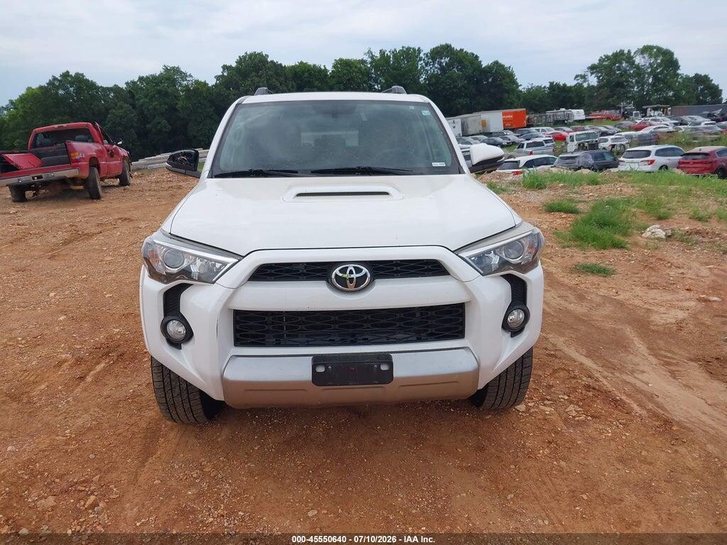 JTEBU5JR6K5678146 2019 TOYOTA 4RUNNER photo no. 12