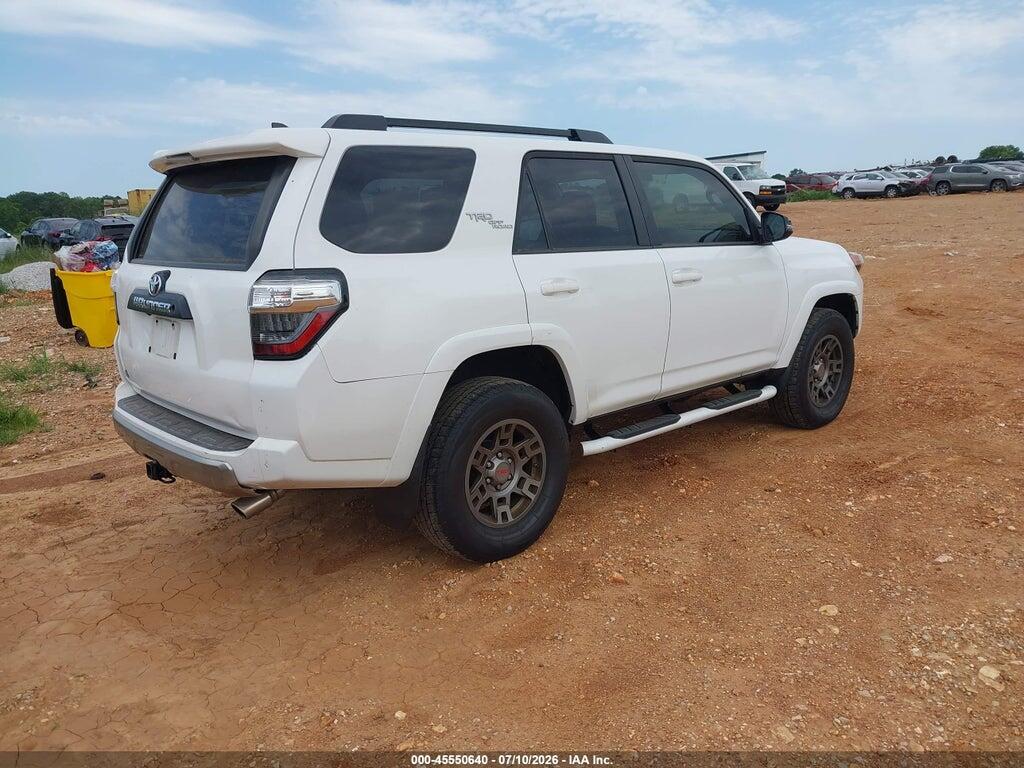 JTEBU5JR6K5678146 2019 TOYOTA 4RUNNER photo no. 4