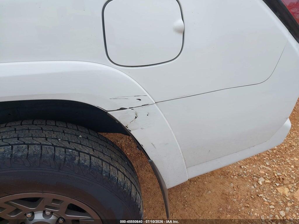 JTEBU5JR6K5678146 2019 TOYOTA 4RUNNER photo no. 6