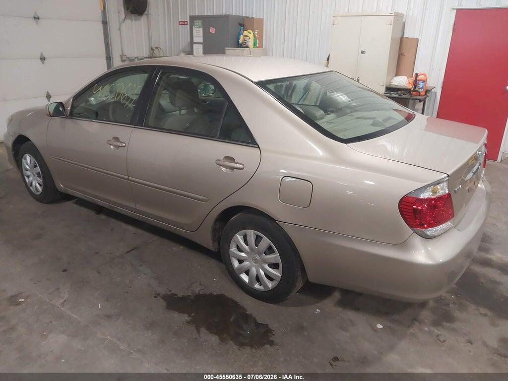 4T1BE30K15U627377 2005 TOYOTA CAMRY photo no. 3
