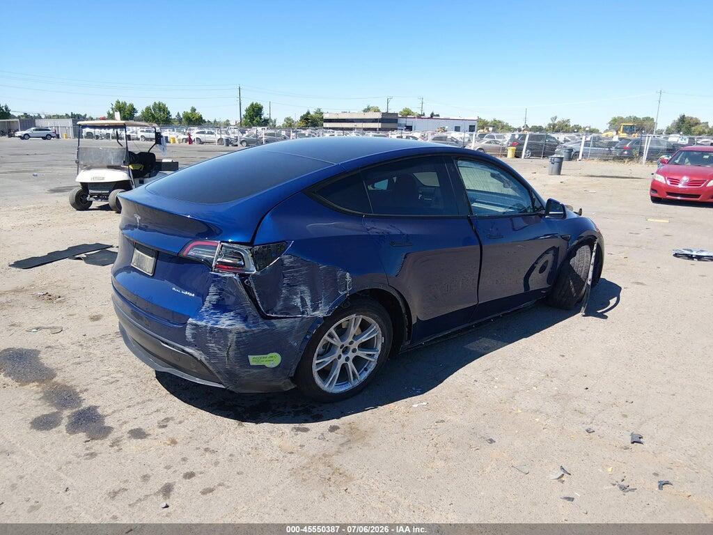7SAYGAEE1NF382298 2022 TESLA MODEL Y photo no. 4