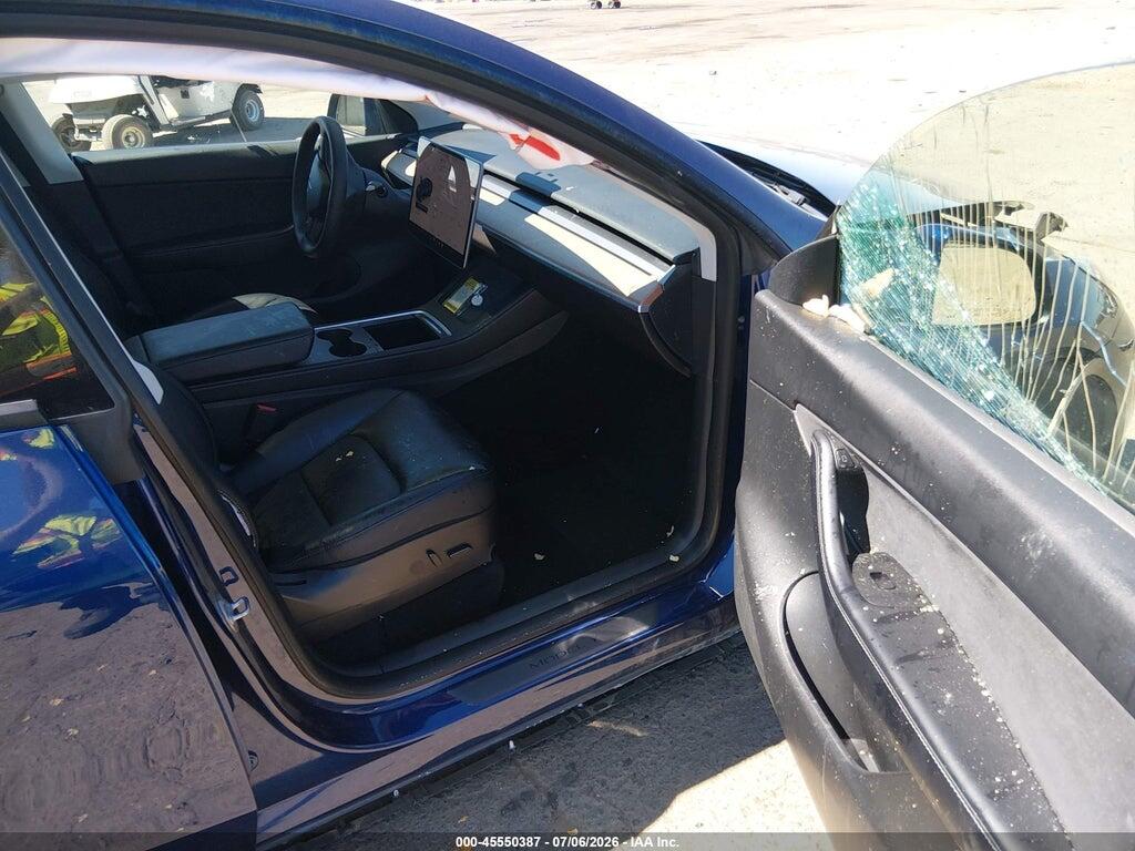 7SAYGAEE1NF382298 2022 TESLA MODEL Y photo no. 5