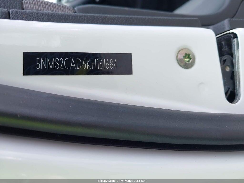5NMS2CAD6KH131684 2019 HYUNDAI SANTA FE photo no. 9