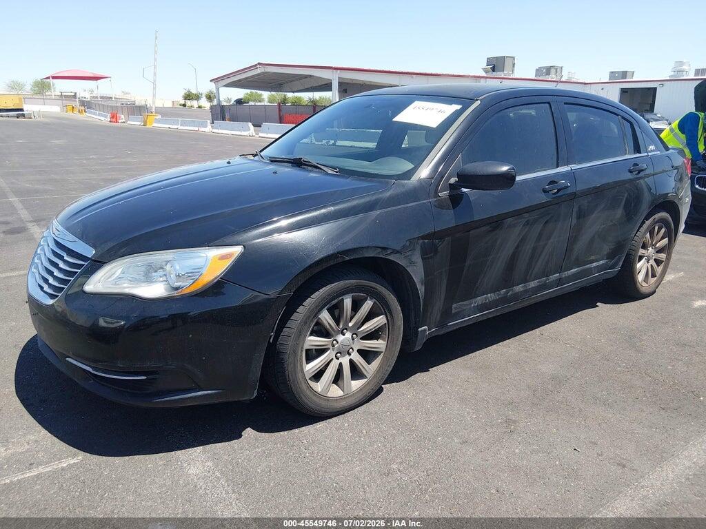 1C3CCBBG5EN113953 2014 CHRYSLER 200 photo no. 2