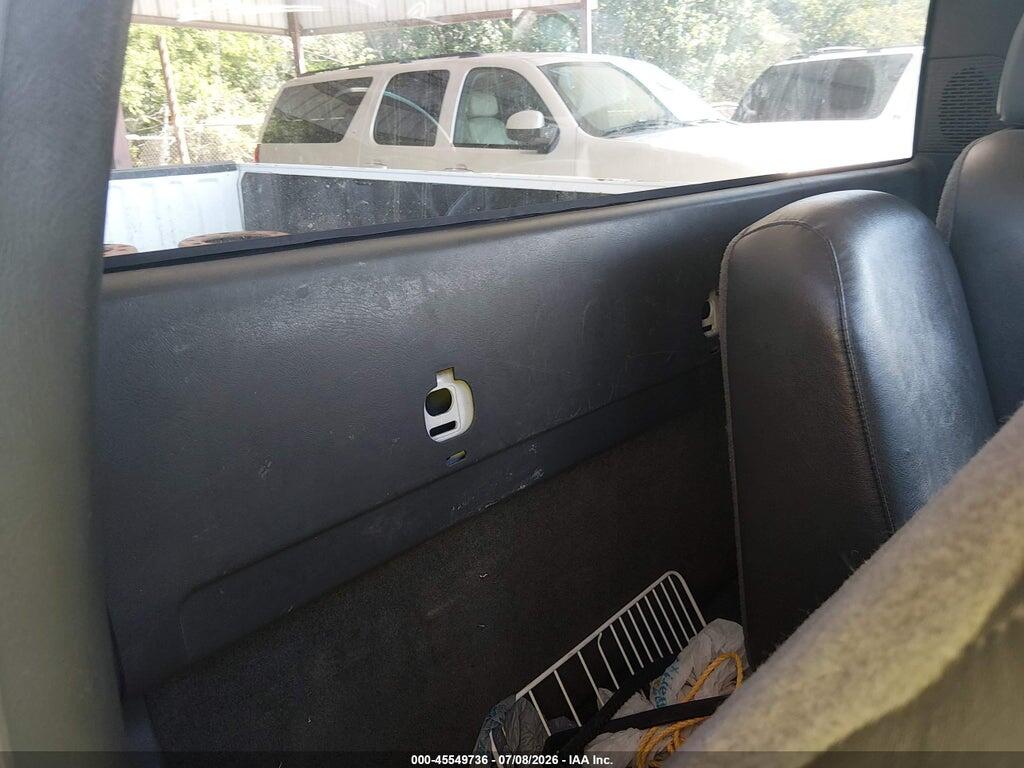 1GCEC14X06Z233827 2006 CHEVROLET SILVERADO 1500 photo no. 8