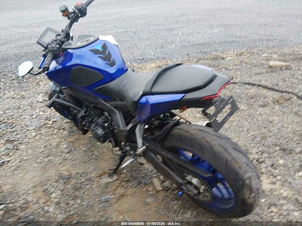 JYARN94E8SA003823 2025 YAMAHA MT09 photo no. 3