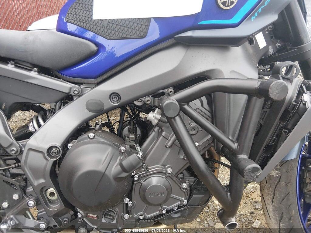 JYARN94E8SA003823 2025 YAMAHA MT09 photo no. 8