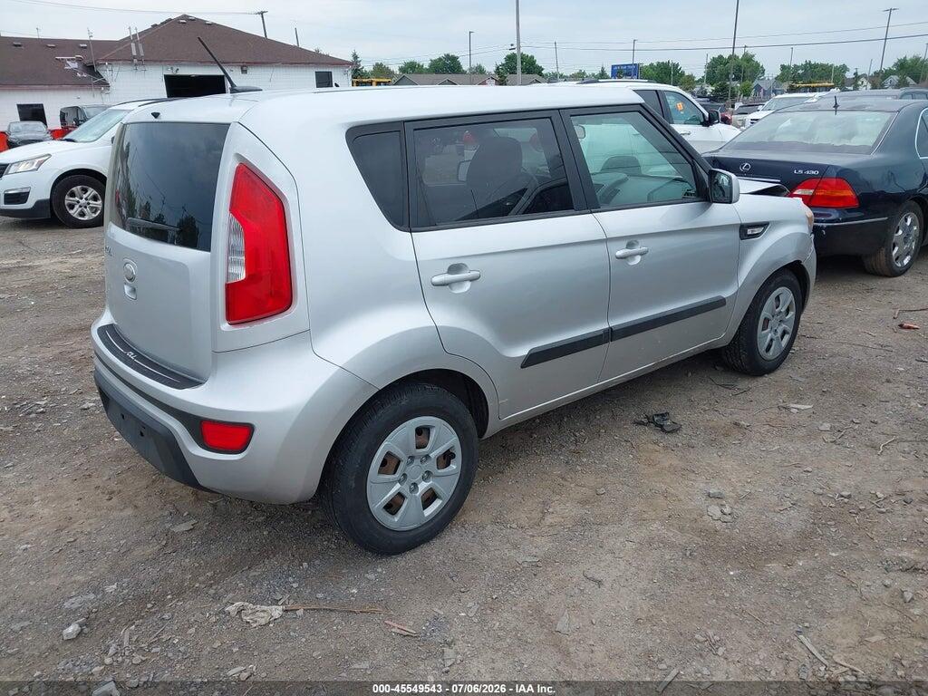 KNDJT2A53D7759644 2013 KIA SOUL photo no. 4