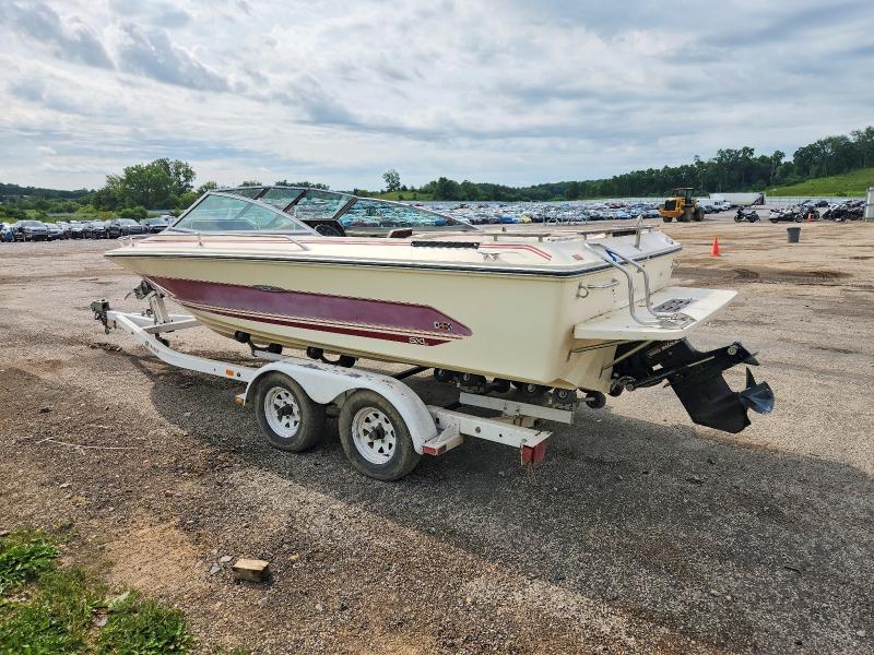1986 SEA RAY OPEN BOW — Фото 4 из 10