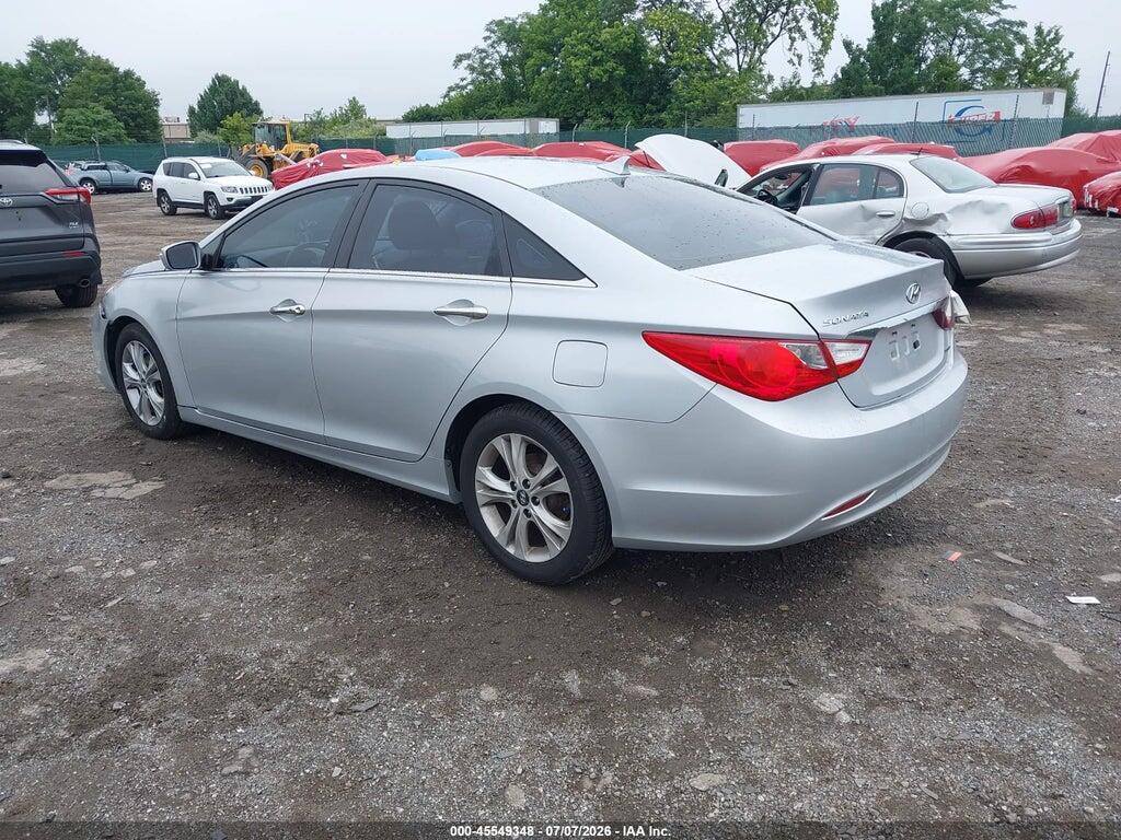 5NPEC4AC6BH293857 2011 HYUNDAI SONATA photo no. 3