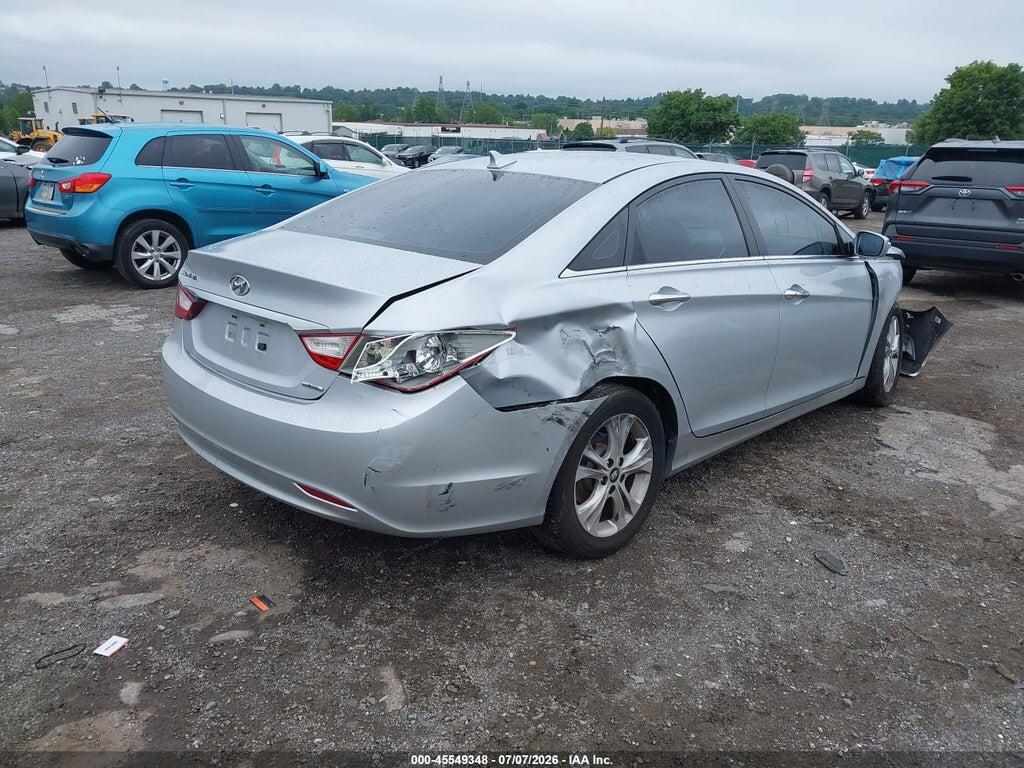 5NPEC4AC6BH293857 2011 HYUNDAI SONATA photo no. 4