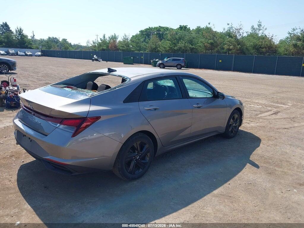 KMHLM4AG2MU121644 2021 HYUNDAI ELANTRA photo no. 4