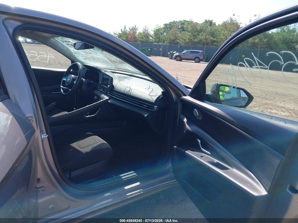 KMHLM4AG2MU121644 2021 HYUNDAI ELANTRA photo no. 5