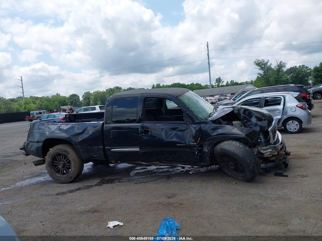 1GTHC29194E115660 2004 GMC SIERRA 2500HD photo no. 12