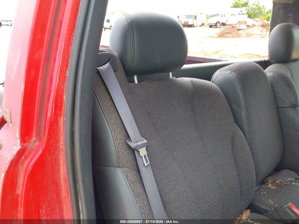 1GCEK14W2YZ201765 2000 CHEVROLET SILVERADO 1500 photo no. 8