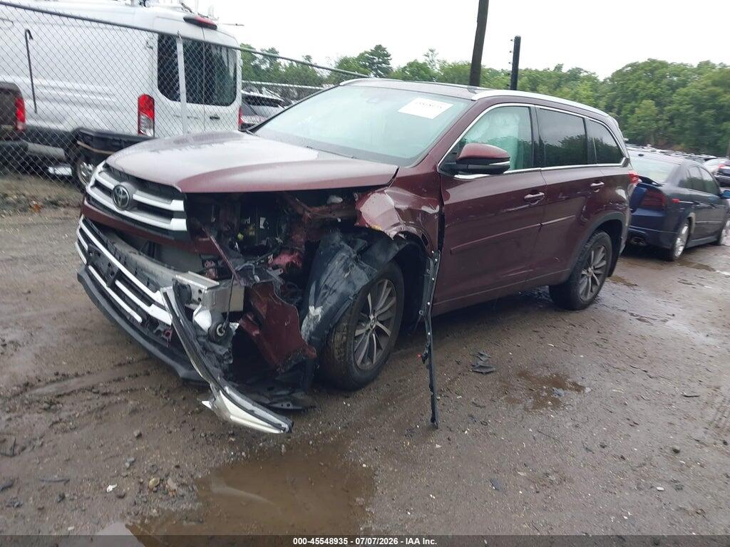 5TDJZRFH1JS857714 2018 TOYOTA HIGHLANDER photo no. 2