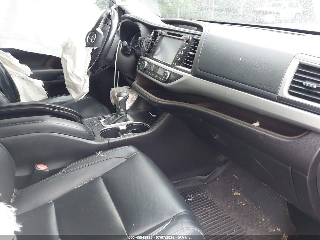 5TDJZRFH1JS857714 2018 TOYOTA HIGHLANDER photo no. 5