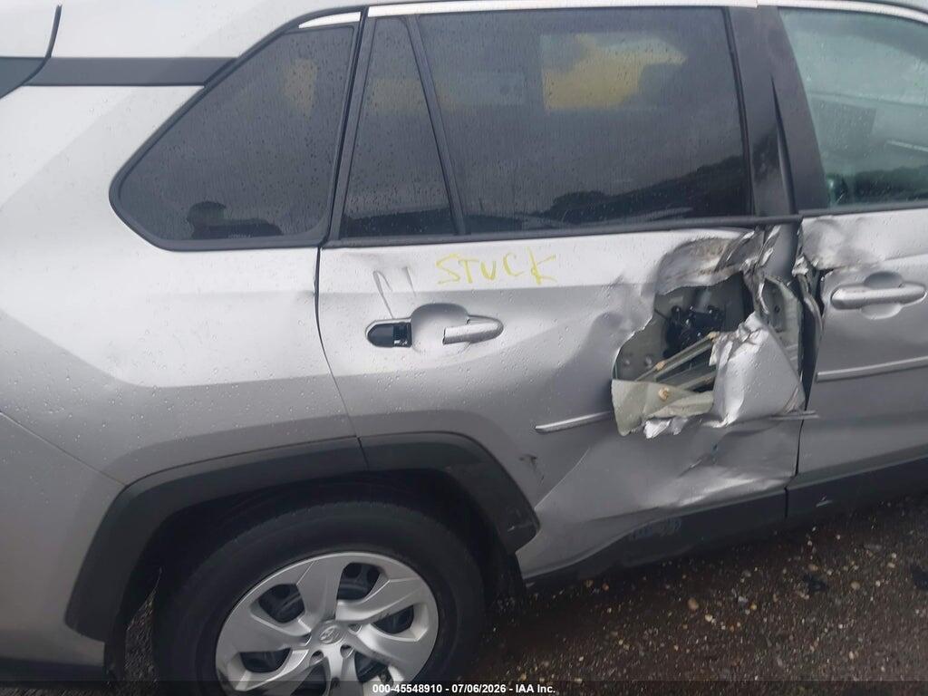 2T3G1RFV4LW130608 2020 TOYOTA RAV4 photo no. 8
