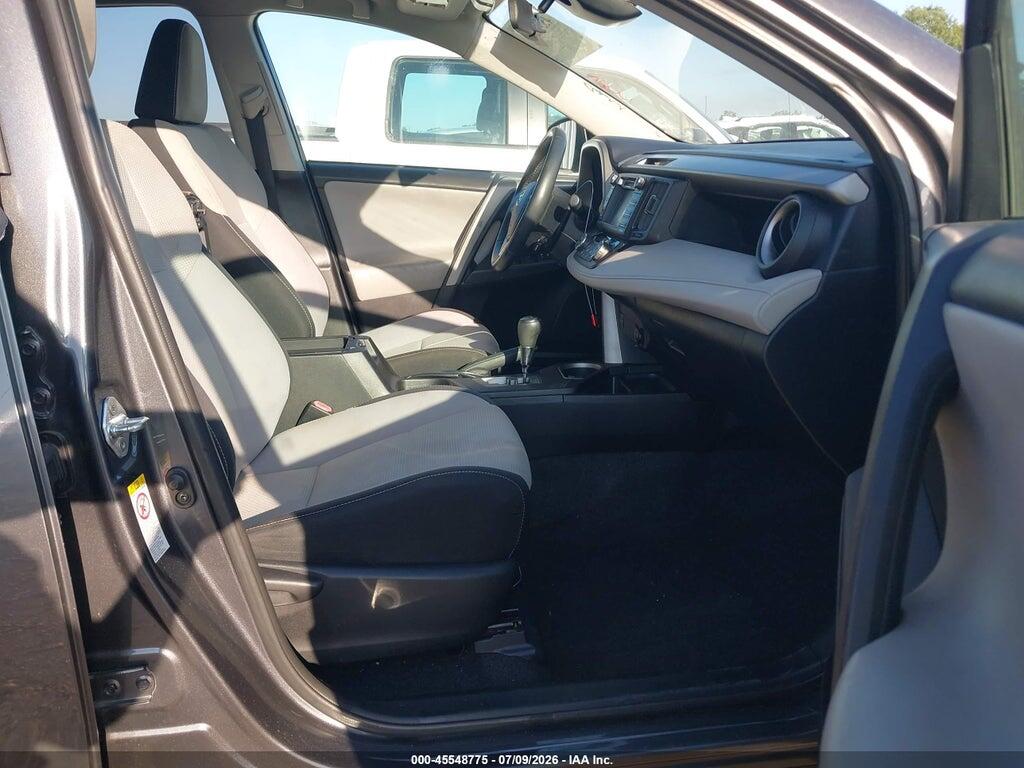 2T3WFREV9HW340644 2017 TOYOTA RAV4 photo no. 5