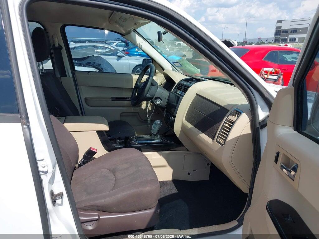 4F2CZ02Z98KM30415 2008 MAZDA TRIBUTE photo no. 5