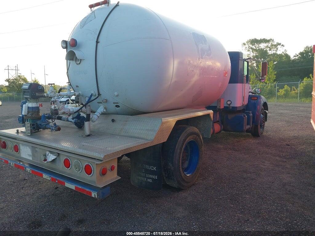 2NKMHD7X04M057004 2004 KENWORTH CONSTRUCTION photo no. 4