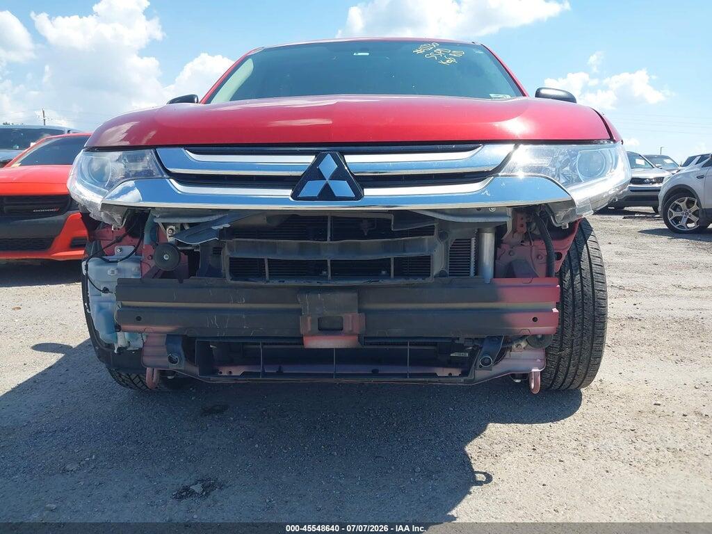 JA4AD2A33JZ069804 2018 MITSUBISHI OUTLANDER photo no. 6