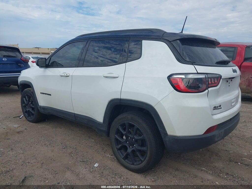 3C4NJDBN3RT103514 2024 JEEP COMPASS photo no. 3