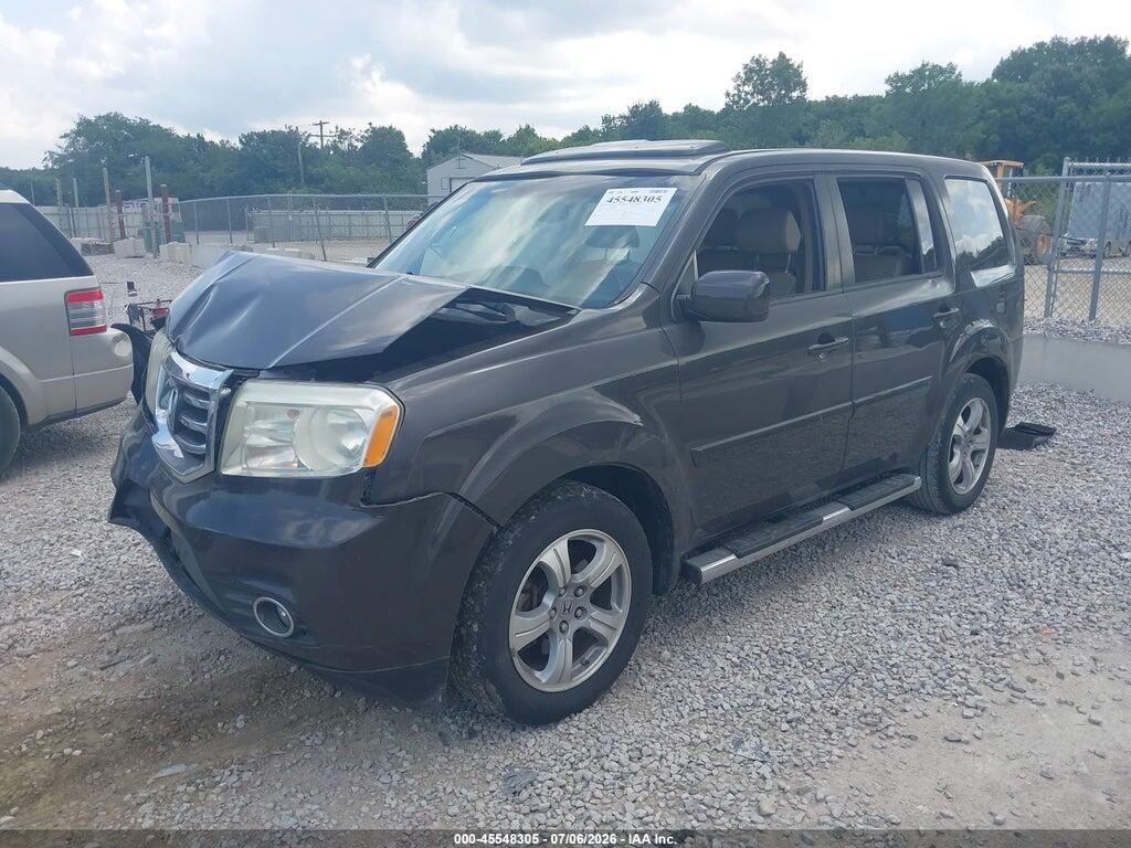 5FNYF3H71DB039532 2013 HONDA PILOT photo no. 2