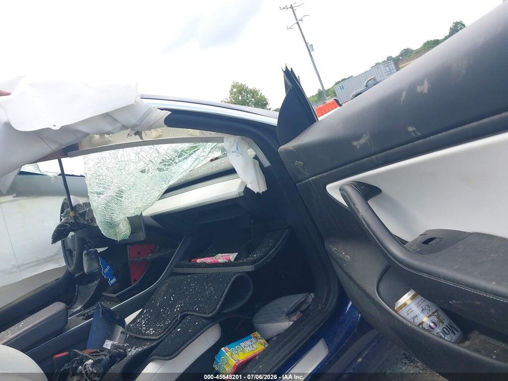 5YJ3E1EC5LF669619 2020 TESLA MODEL 3 photo no. 5