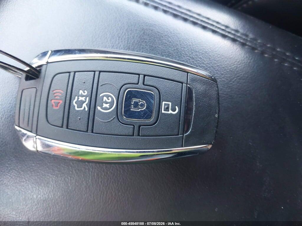5LMTJ3DHXHUL32133 2017 LINCOLN MKC photo no. 11
