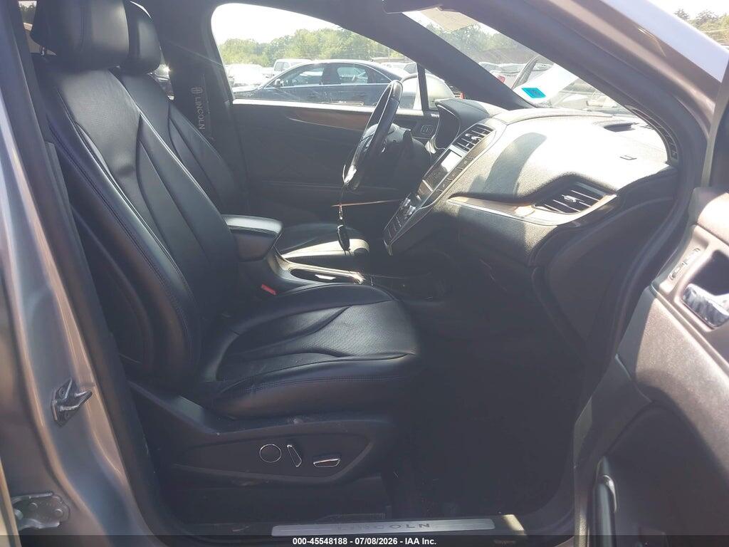 5LMTJ3DHXHUL32133 2017 LINCOLN MKC photo no. 5