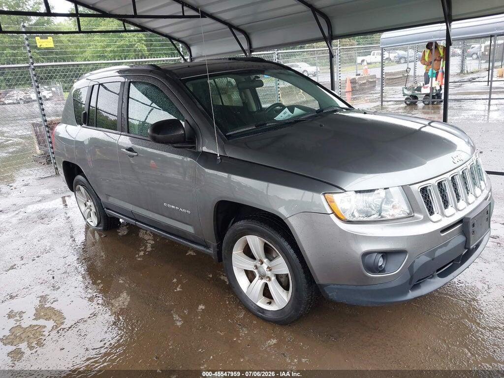 1C4NJDEB2DD237138 2013 JEEP COMPASS photo no. 1