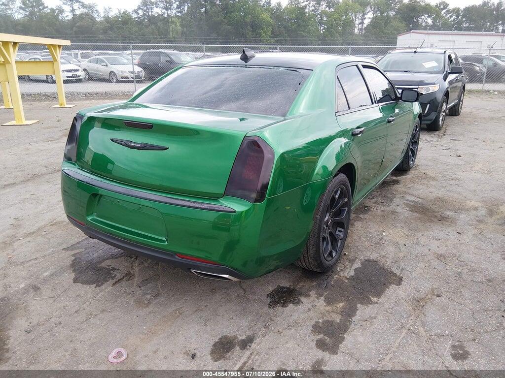 2C3CCABG6KH682809 2019 CHRYSLER 300 photo no. 4