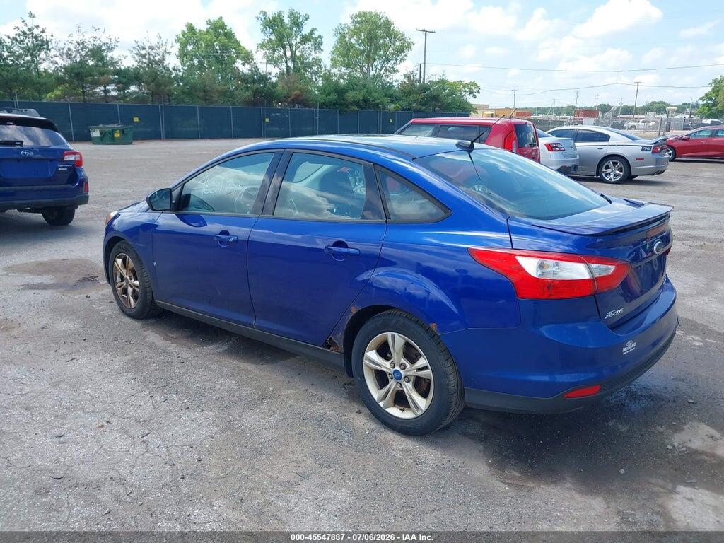 1FAHP3F2XCL381678 2012 FORD FOCUS photo no. 3